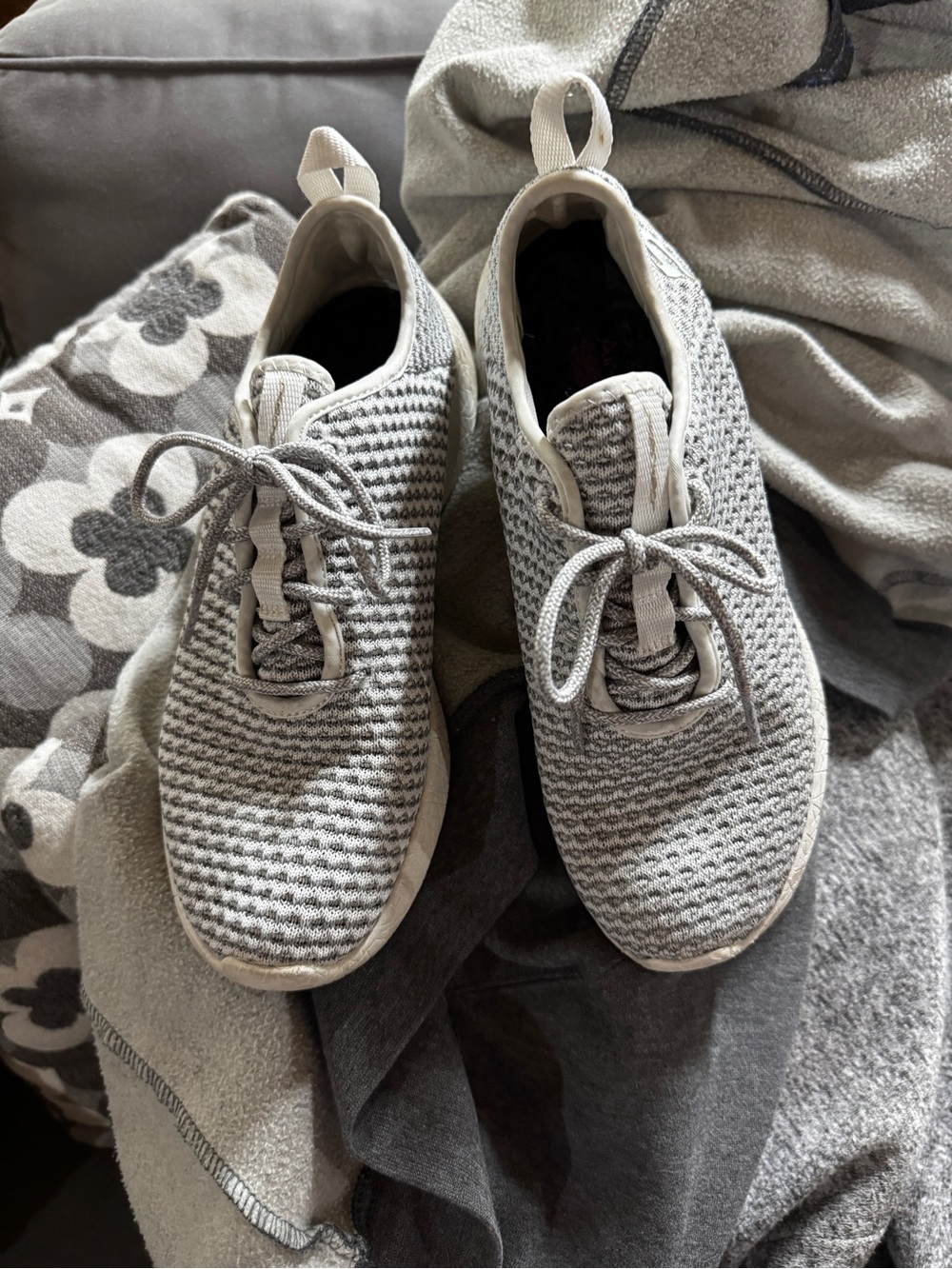 Skechers Women's Knit Lace-Up Sneakers - Light Gray